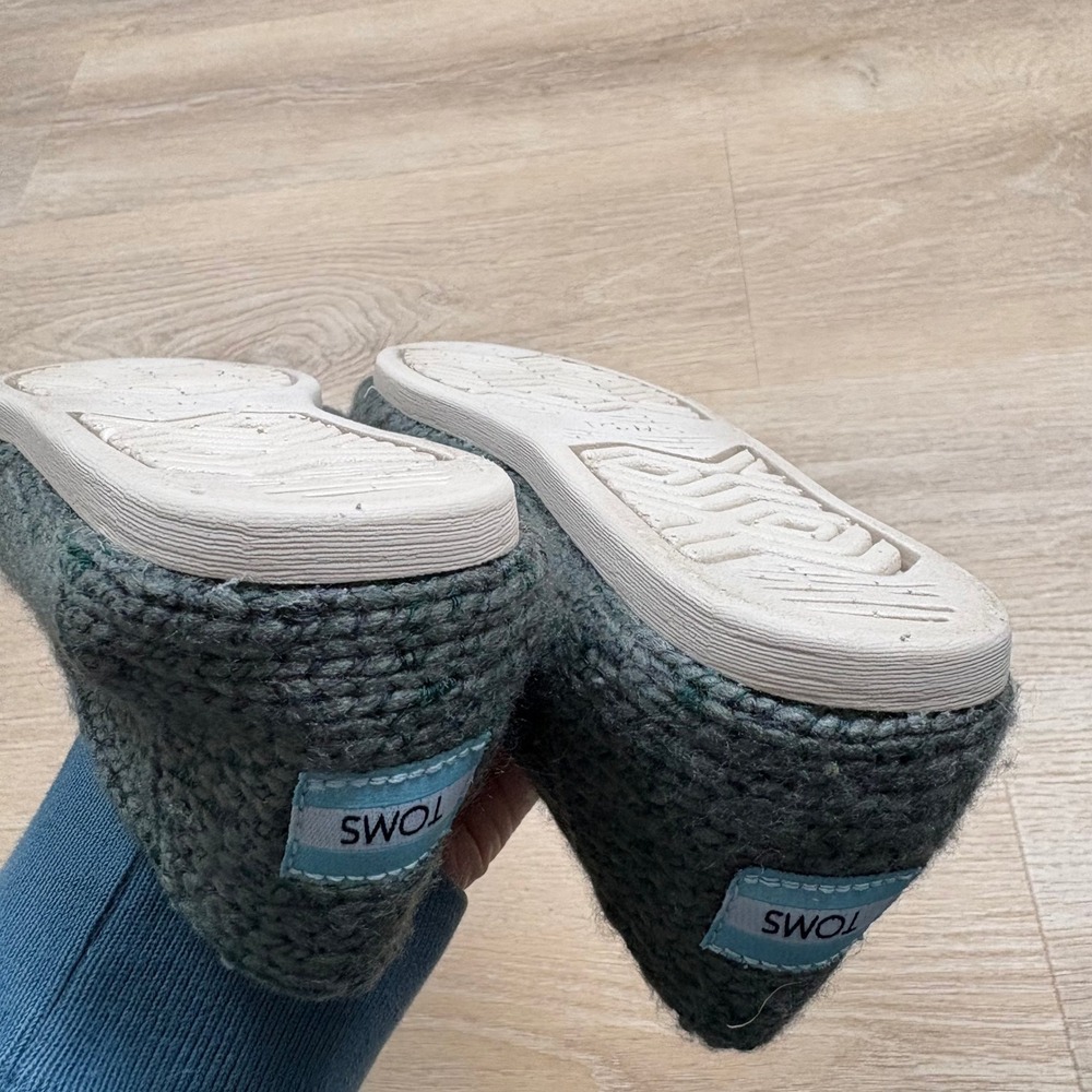 TOMS Knit Sherpa Lined Slip On Flats Shoes Women's 8.5 - Picture 4 of 5